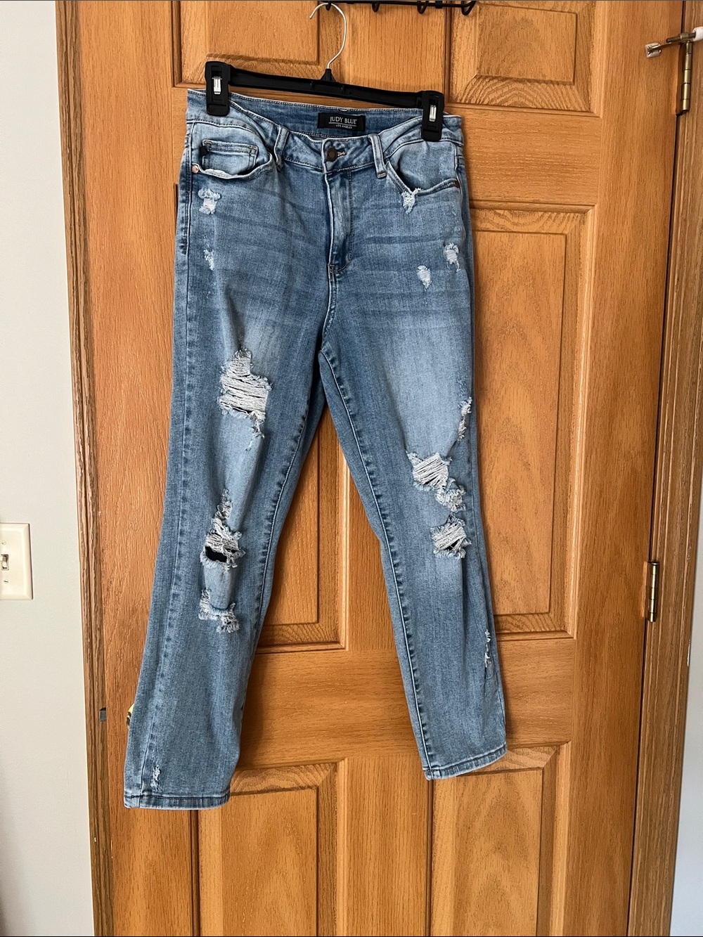 Judy Blue Light Blue Distressed Boyfriend Jeans
